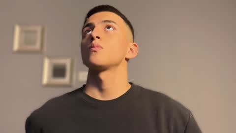 Salvatore online show from December 1, 6:00 am