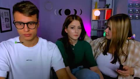 Sam online show from September 12, 7:16 pm