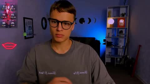 Sam online show from October 10, 10:21 am