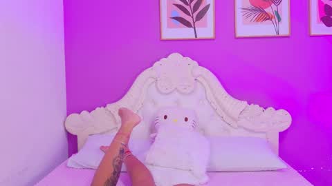 samantakane online show from May 16, 4:20 am
