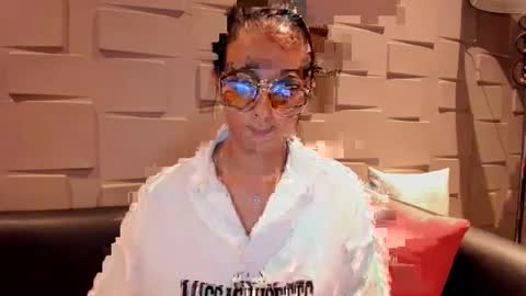 Samantha online show from February 23, 4:07 am