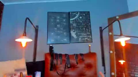 Sam online show from February 3, 6:40 am