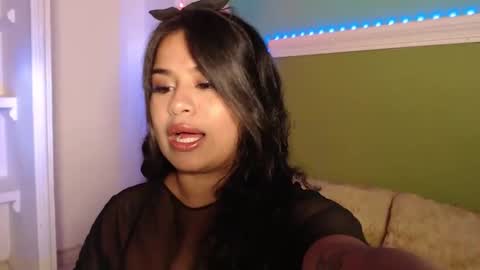 samantha_smiith__ online show from January 13, 12:51 am