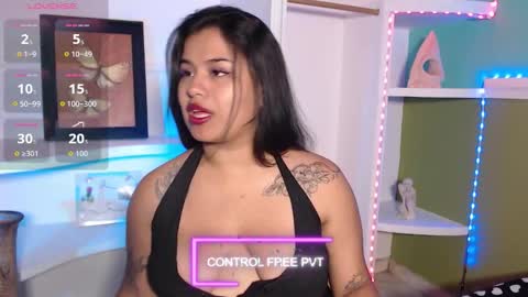 samantha_smiithh online show from December 23, 12:39 am