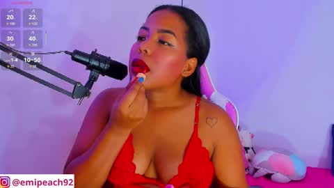 Snapshot of samanthabloom570089 chatting on October 31, 2:56 am Samantha Bloom  online show from October 31, 2:56 am