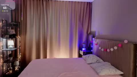 Lola online show from June 12, 4:22 am