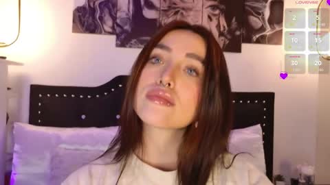 IGSamanthaGrant 10 online show from April 6, 11:06 pm