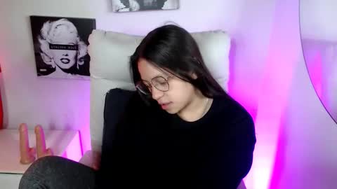 Snapshot of samantharoldan chatting on October 13, 3:58 pm Samantha online show from October 13, 3:58 pm