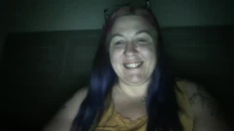 samanthasweetheart0402 online show from May 18, 5:35 am