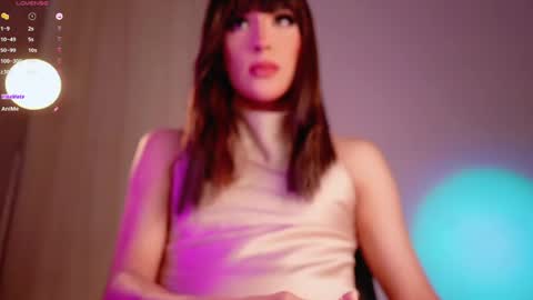  SAMARA GRAY  online show from April 26, 6:05 pm