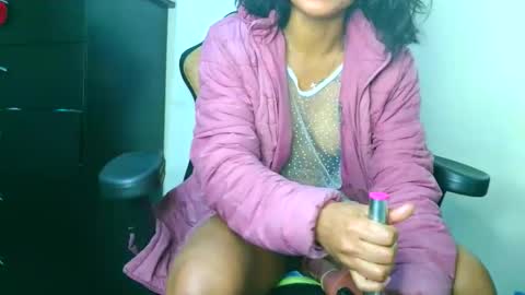 samary thomas online show from November 15, 2:46 am