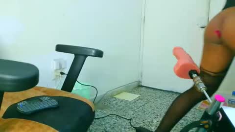 samary thomas online show from January 9, 3:12 am