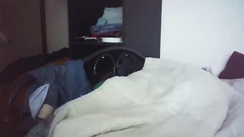 Samedisamedi1nouveau online show from March 2, 6:19 pm