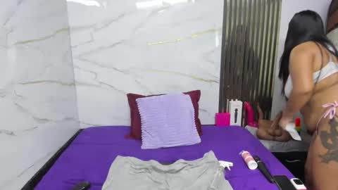 samevanshot online show from May 14, 11:03 pm