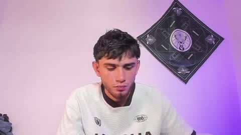 samevansx online show from April 2, 6:26 pm