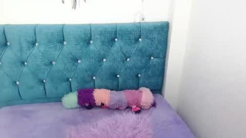 sami_cutte online show from February 25, 6:03 am