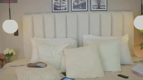 Ana online show from April 16, 2:00 am