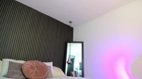 Axel online show from November 1, 9:14 pm