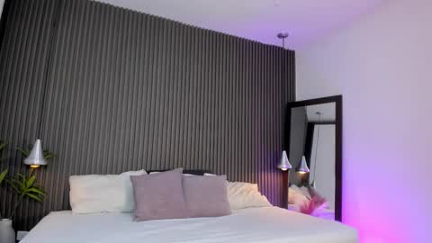 Axel online show from March 27, 8:54 pm