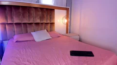 samysharky online show from September 11, 2:07 pm