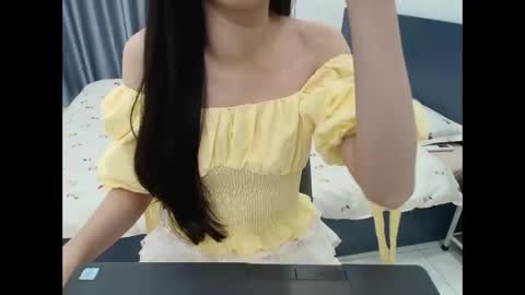 sana_2k online show from May 14, 10:13 am