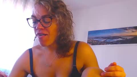 Sandra online show from October 13, 1:24 pm