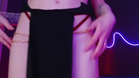 Sandy  online show from January 26, 4:20 am