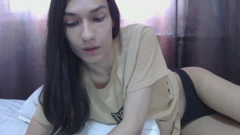 sandra for your pleasure online show from April 19, 5:30 am