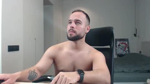 DeAlex online show from March 30, 1:11 pm