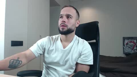 DeAlex online show from January 16, 4:49 pm