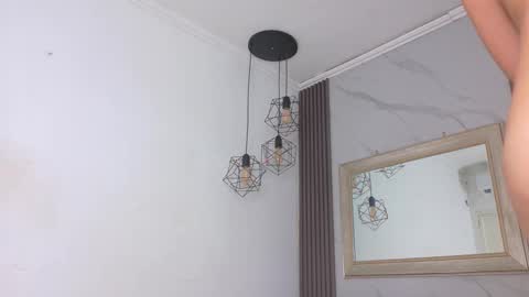 SAM  online show from February 4, 11:58 am