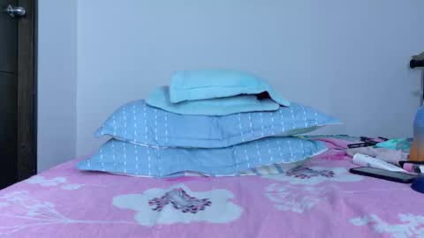 sandy online show from November 14, 9:27 pm