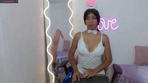 Snapshot of sandyy_tay chatting on October 23, 11:44 am sandyy_tay online show from October 23, 11:44 am
