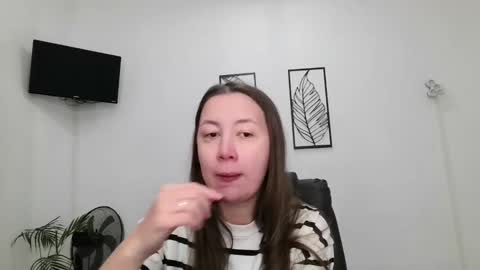 sanita_xi online show from December 16, 6:31 am