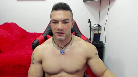 Snapshot of santi_pastori chatting on October 16, 7:13 pm santi_pastori online show from October 16, 7:13 pm