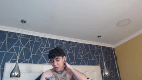 SantiAbader online show from October 27, 7:25 pm