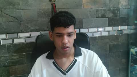 santi online show from November 5, 11:07 pm