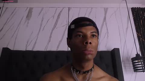 Santiiiiii  online show from April 12, 4:22 pm