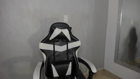 Julius Novachrono  online show from October 21, 7:50 pm