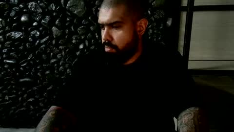 Snapshot of santino_zanoli chatting on October 29, 5:31 am Santino online show from October 29, 5:31 am