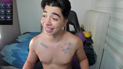 Snapshot of santy7u7 chatting on September 26, 1:41 pm Mr. Santiago online show from September 26, 1:41 pm