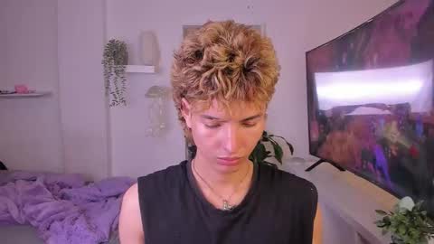 kitty online show from November 10, 2:36 am