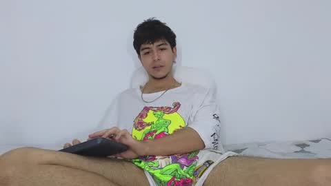 santybig18 online show from January 7, 8:45 am