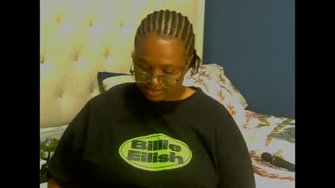 sanuche59670 online show from May 3, 5:08 pm