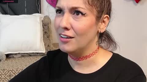 sanyaseraphine0 online show from March 17, 7:08 pm