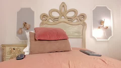 Sara online show from October 19, 3:55 am