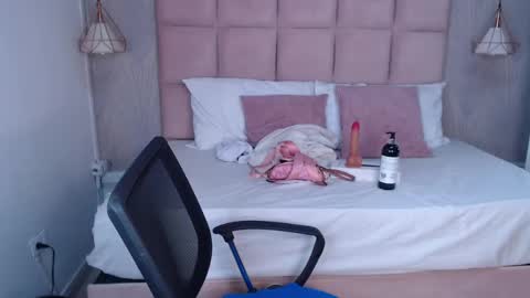 Sara... online show from April 17, 5:21 am