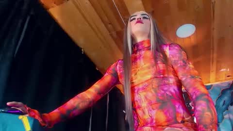 sara_buck online show from May 7, 6:53 am