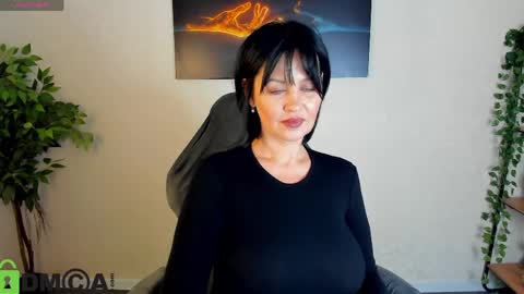 Sara online show from March 27, 9:21 am