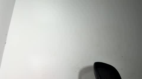 Sara online show from November 25, 5:28 am